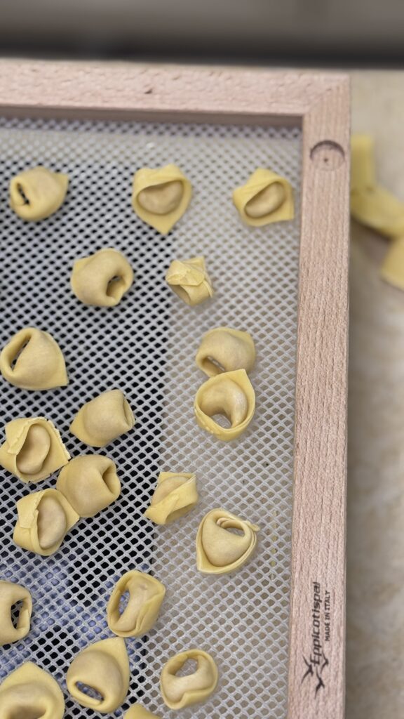 Tortellinide kuivatamine restil