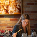 tõtarlaps õhtusöögil